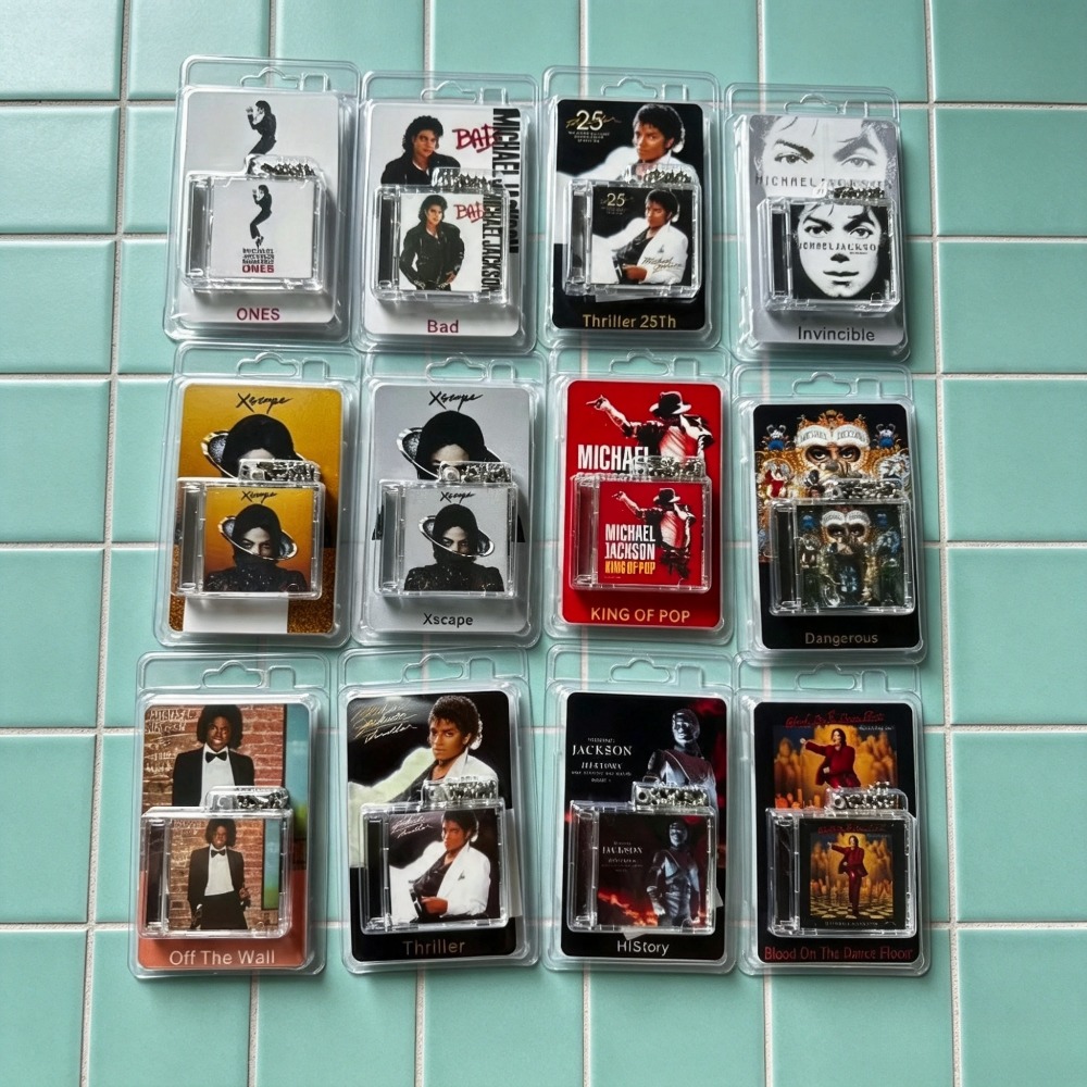 Phone Accessories Charms - Miniaturowe breloczki w kształcie albumów z